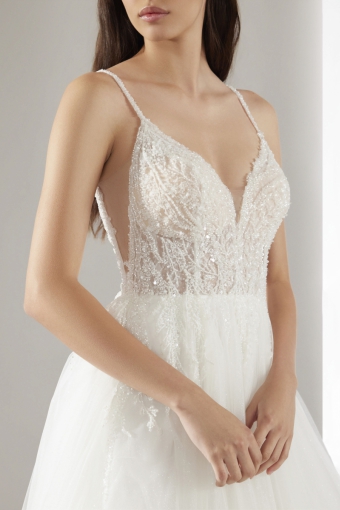 PRONOVIAS HERO