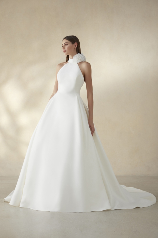 PRONOVIAS JULY 2