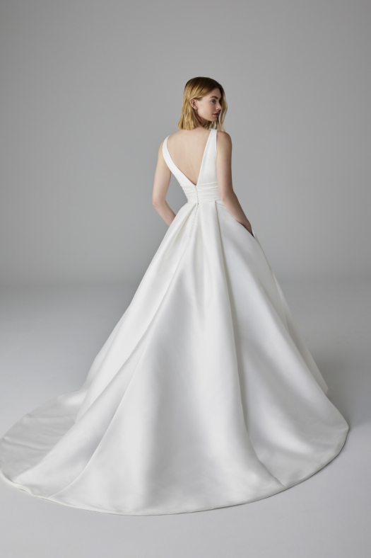 PRONOVIAS LUMINEUSE 3